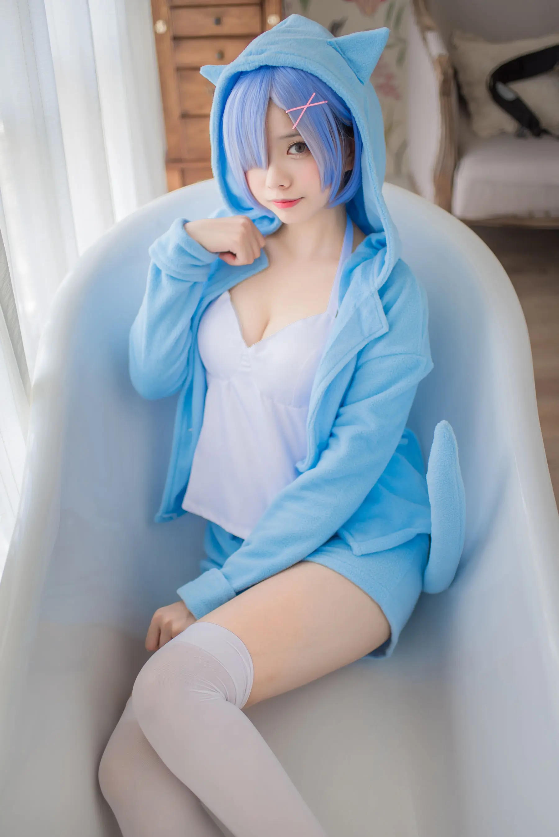 揭秘小野妹子w泳装写真！舞蹈cosplay超惊喜，看完都要笑了  第2张